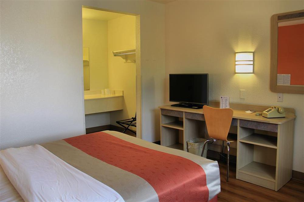 Motel 6-Enfield, Ct - Hartford Стая снимка