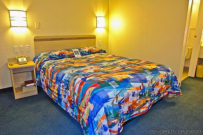 Motel 6-Enfield, Ct - Hartford Екстериор снимка
